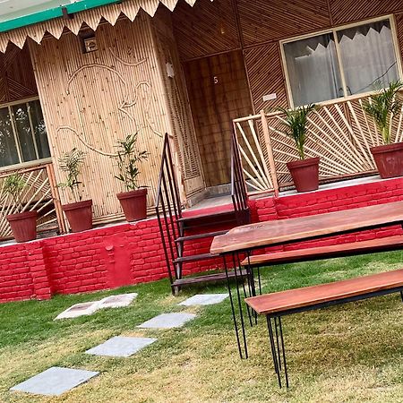 Bamboo Garden Cottages And Cafe Rishikesh Exterior photo