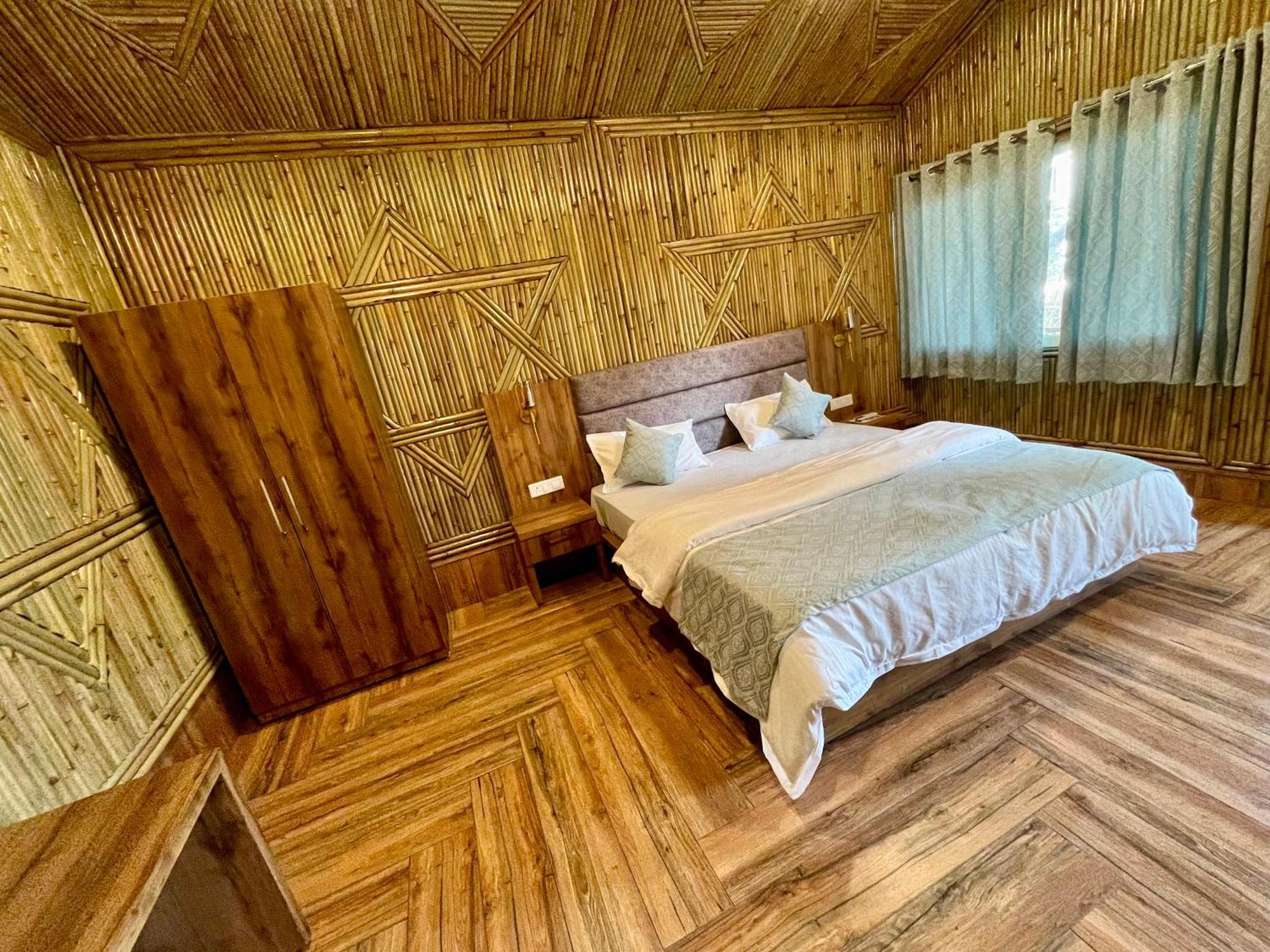 Bamboo Garden Cottages And Cafe Rishikesh Exterior photo