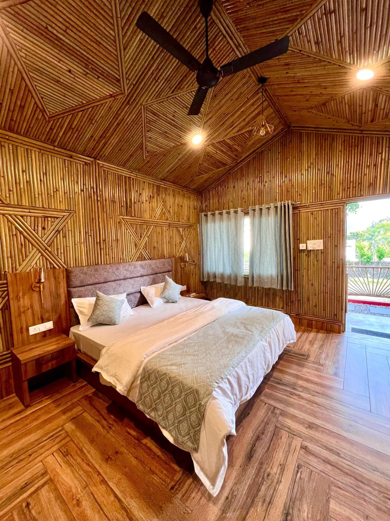 Bamboo Garden Cottages And Cafe Rishikesh Exterior photo